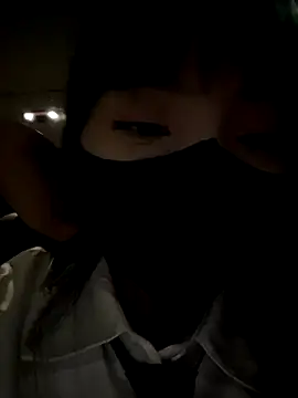 Asia-Lynn online show from October 15, 2025, 12:24 pm