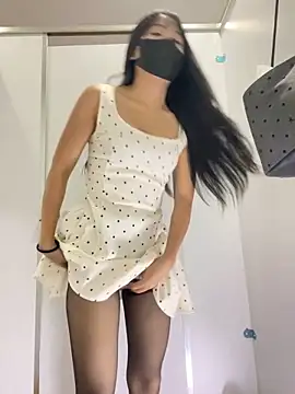 Asia-Lynn online show from September 10, 2025, 10:58 am