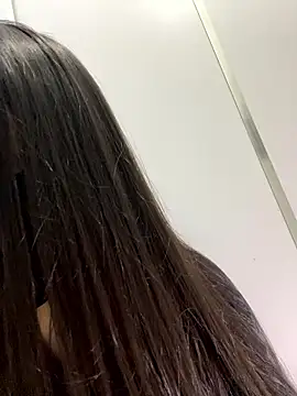 Asia-Lynn online show from January 17, 2026, 11:14 am