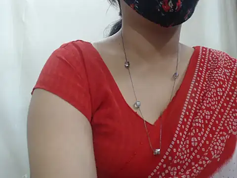 Snapshot of Lovely_Siri_23 chatting on November 17, 2025, 12:25 am Lovely Siri 23 online show from November 17, 2025, 12:25 am