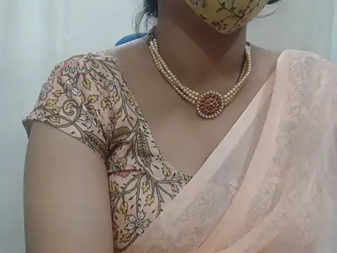 Snapshot of Lovely_Siri_23 chatting on November 11, 2025, 1:50 pm Lovely Siri 23 online show from November 11, 2025, 1:50 pm