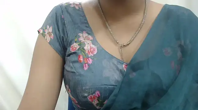 Snapshot of Lovely_Siri_23 chatting on March 5, 2025, 7:16 am Lovely Siri 23 online show from March 5, 2025, 7:16 am