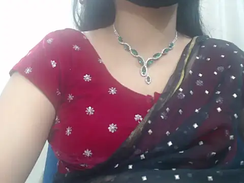 Lovely Siri 23 online show from June 3, 2026, 6:56 pm