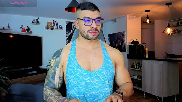 Snapshot of Michael_Diamond chatting on December 20, 2025, 2:36 am Michael Diamond online show from December 20, 2025, 2:36 am