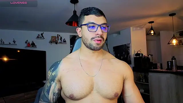 Snapshot of Michael_Diamond chatting on January 19, 2026, 2:37 am Michael Diamond online show from January 19, 2026, 2:37 am