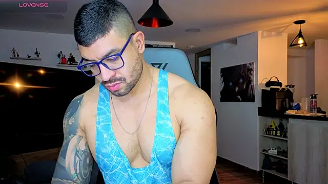 Snapshot of Michael_Diamond chatting on January 6, 2026, 2:59 am Michael Diamond online show from January 6, 2026, 2:59 am