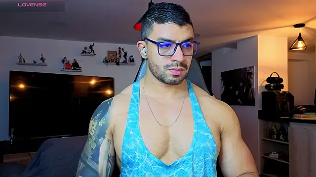 Snapshot of Michael_Diamond chatting on February 26, 2026, 2:44 am Michael Diamond online show from February 26, 2026, 2:44 am