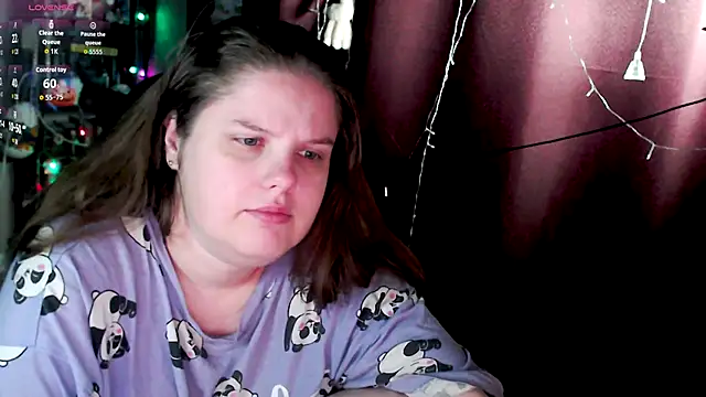 Snapshot of so_cute777 chatting on October 21, 2025, 12:54 am so cute777 online show from October 21, 2025, 12:54 am