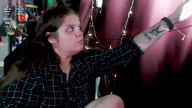 Snapshot of so_cute777 chatting on October 27, 2025, 1:39 am so cute777 online show from October 27, 2025, 1:39 am