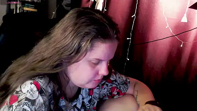 Snapshot of so_cute777 chatting on November 4, 2025, 4:44 pm so cute777 online show from November 4, 2025, 4:44 pm