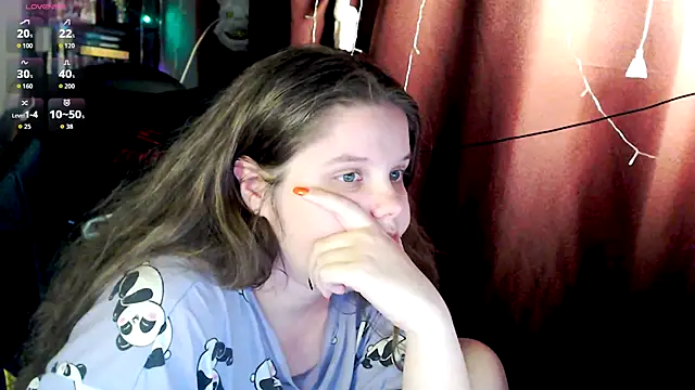 Snapshot of so_cute777 chatting on November 18, 2025, 8:56 pm so cute777 online show from November 18, 2025, 8:56 pm