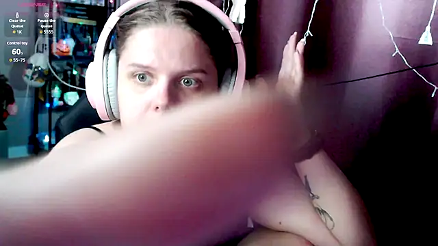 Snapshot of so_cute777 chatting on October 25, 2025, 4:51 pm so cute777 online show from October 25, 2025, 4:51 pm