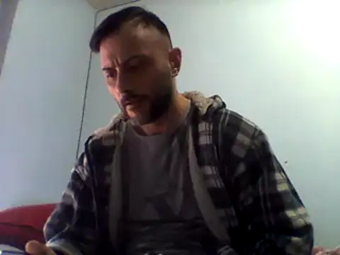 coppiasenzacensura online show from March 19, 2025, 2:35 pm