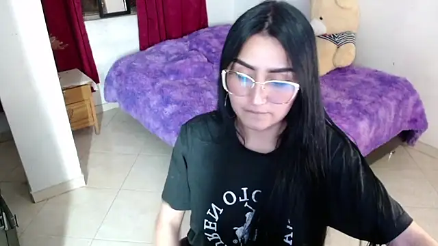 Tiffani Williams online show from February 24, 2026, 11:27 pm