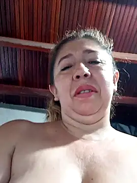 Valentinaa mature online show from April 1, 2026, 8:39 pm