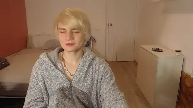 Snapshot of Oliver_sweet_ chatting on January 15, 2026, 1:53 am Oliver sweet online show from January 15, 2026, 1:53 am