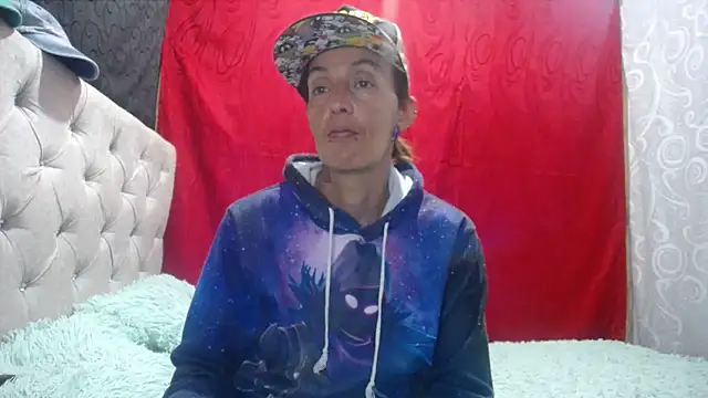 Snapshot of anyu1306 chatting on October 15, 2025, 7:44 pm anyu1306 online show from October 15, 2025, 7:44 pm