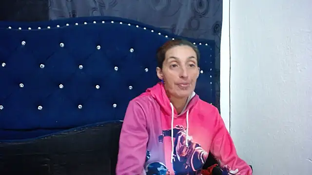 Snapshot of anyu1306 chatting on March 8, 2025, 8:44 am anyu1306 online show from March 8, 2025, 8:44 am