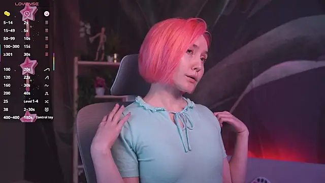 ReiYosimoto online show from September 10, 2025, 2:38 pm