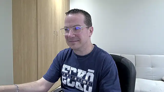 BrettJ81 online show from October 5, 2025, 2:08 pm