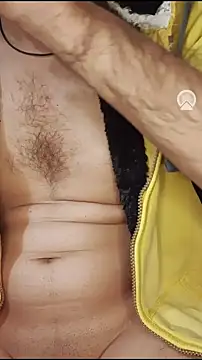 BrownBoy69666 online show from December 5, 2024, 6:28 pm