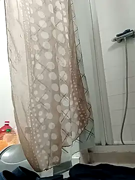 JOHANNA9MOI02 online show from February 18, 2025, 10:47 pm