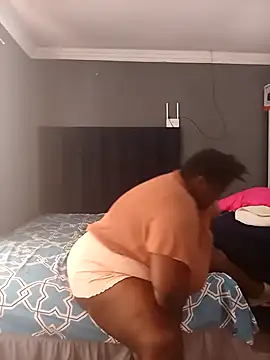 DarkBbw201 online show from October 12, 2025, 10:27 am