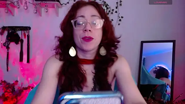 Eve Blue77 online show from November 17, 2025, 1:31 am