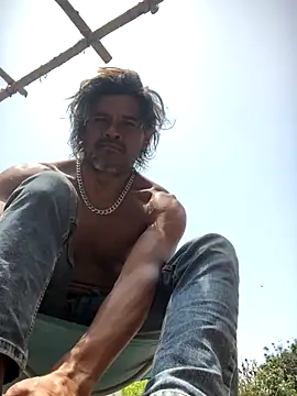 kvr27 online show from November 17, 2025, 5:17 pm