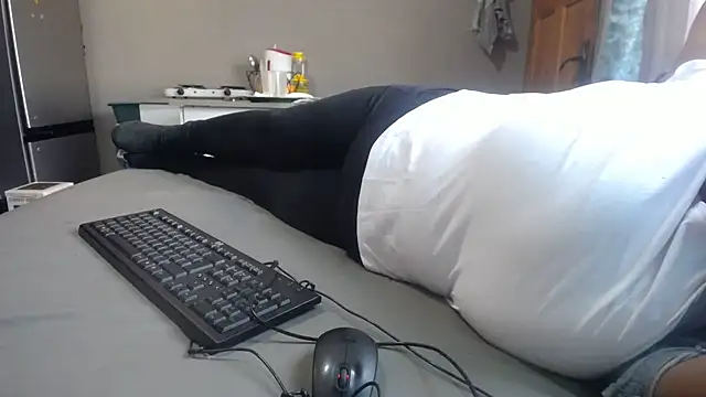 Snapshot of CandyBoobsXx chatting on June 29, 2026, 12:38 pm CandyBoobsXx online show from June 29, 2026, 12:38 pm
