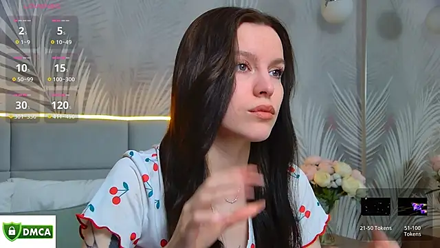 AmaliaBell online show from March 18, 2025, 1:23 pm