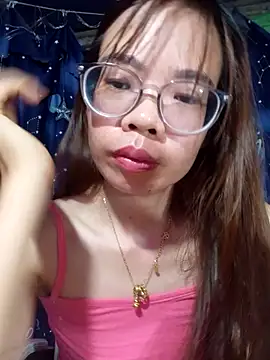 Snapshot of __Mai-love19__ chatting on May 18, 2026, 8:41 am Mai-love19 online show from May 18, 2026, 8:41 am