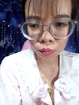 Snapshot of __Mai-love19__ chatting on May 27, 2026, 2:24 pm Mai-love19 online show from May 27, 2026, 2:24 pm