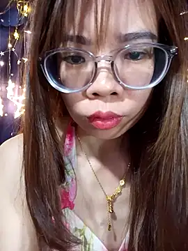   Mai-love19   online show from March 5, 2026, 12:29 am