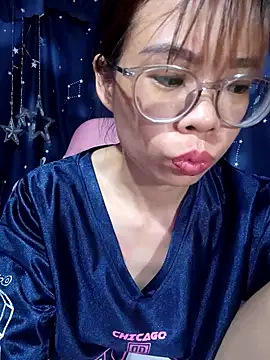 Snapshot of __Mai-love19__ chatting on June 19, 2026, 2:17 am Mai-love19 online show from June 19, 2026, 2:17 am