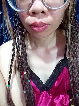 Snapshot of __Mai-love19__ chatting on July 4, 2026, 11:42 pm Mai-love19 online show from July 4, 2026, 11:42 pm