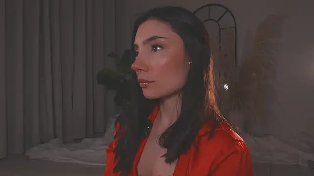 AmyArmstrong online show from October 7, 2025, 11:50 pm