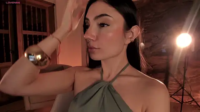 AmyArmstrong online show from March 22, 2025, 4:24 am