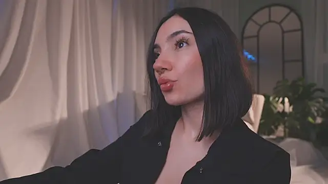 Snapshot of AmyArmstrong chatting on February 2, 2026, 11:04 pm AmyArmstrong online show from February 2, 2026, 11:04 pm