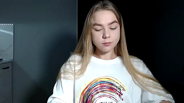 Sunbeam  online show from November 15, 2025, 7:07 pm