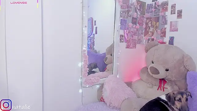 Snapshot of natalie_jaensen chatting on September 14, 2025, 7:25 pm natalie jaensen online show from September 14, 2025, 7:25 pm