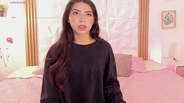 natalie jaensen online show from July 11, 2026, 7:47 pm