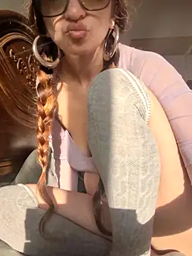 xgabyenlalunax online show from March 11, 2025, 5:24 pm