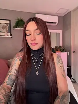 DaniDusan  online show from April 9, 2026, 8:15 pm