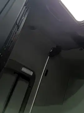 M-1985 online show from December 2, 2025, 11:56 am