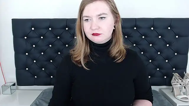 LaraDream online show from March 7, 2025, 12:15 am