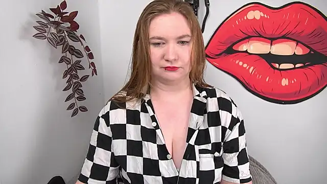 LaraDream online show from March 22, 2026, 3:57 pm