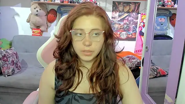 soficammy online show from April 28, 2026, 2:27 am