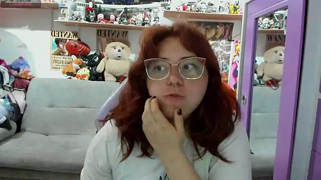 soficammy online show from March 17, 2025, 10:29 pm