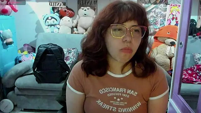 soficammy online show from February 18, 2025, 10:58 pm